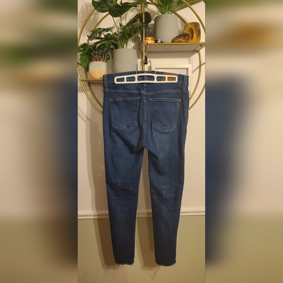 Madewell 9" High Rise Skinny Jeans Raw Hem - Picture 3 of 8